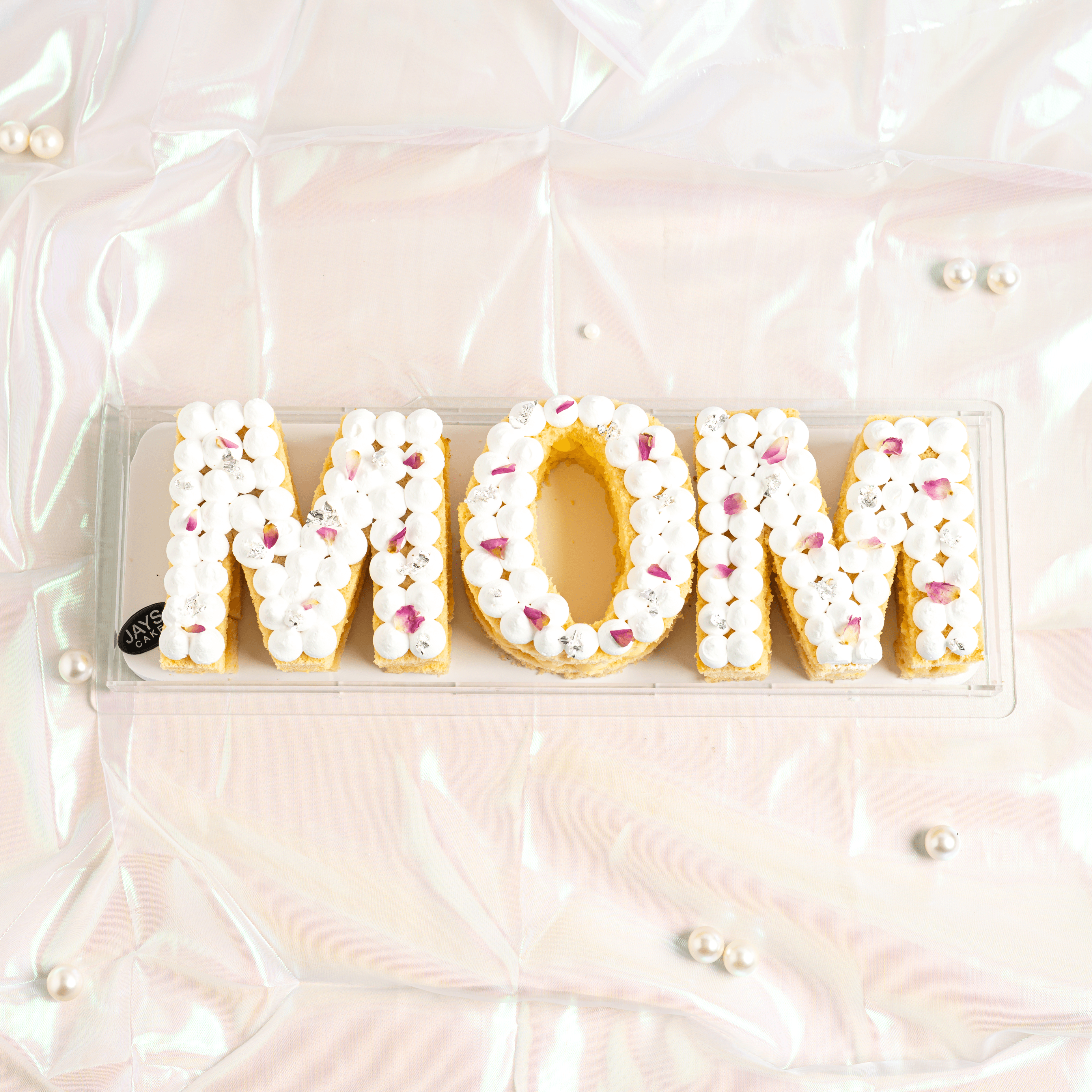 MOM Love Cake