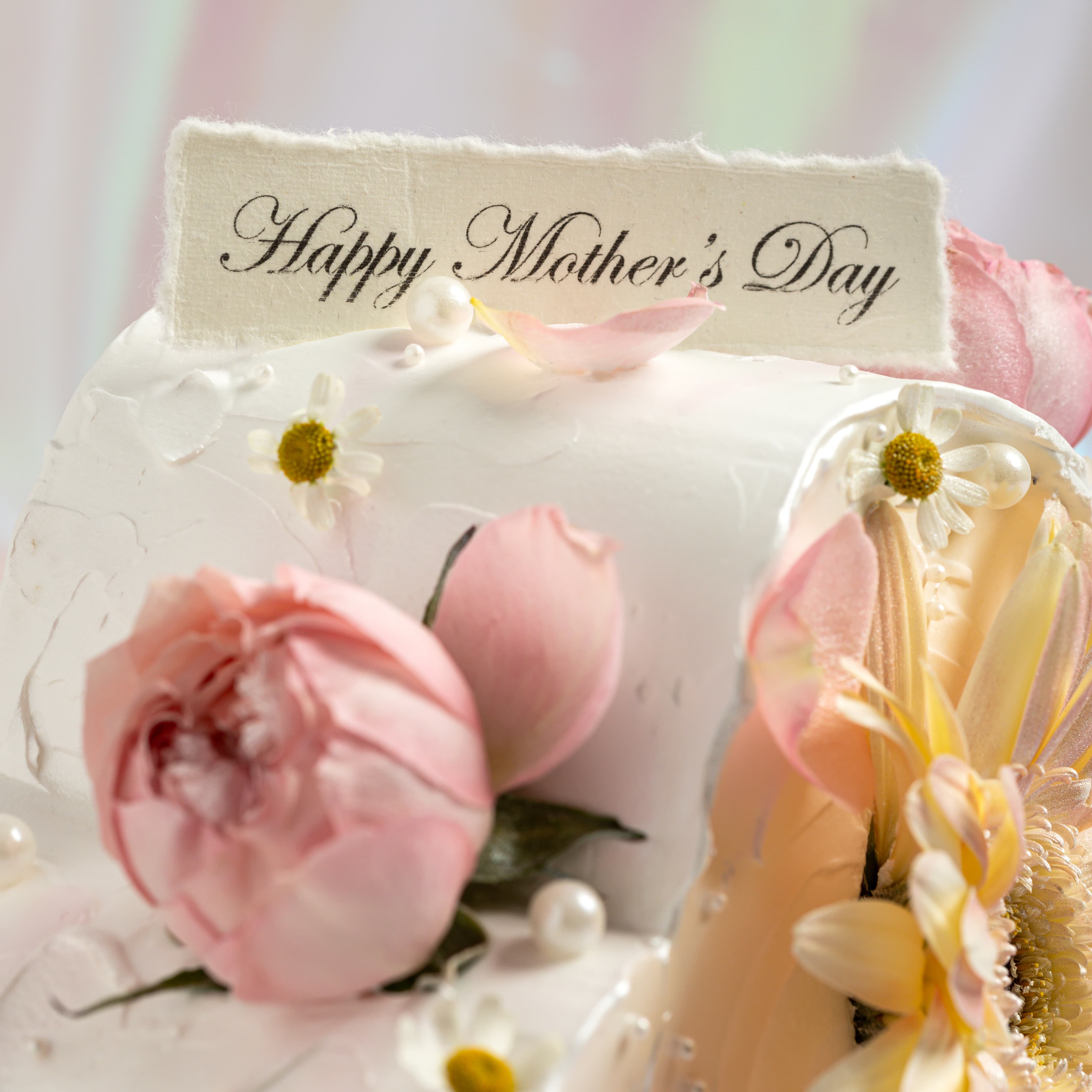 Mother’s Bloom Cake