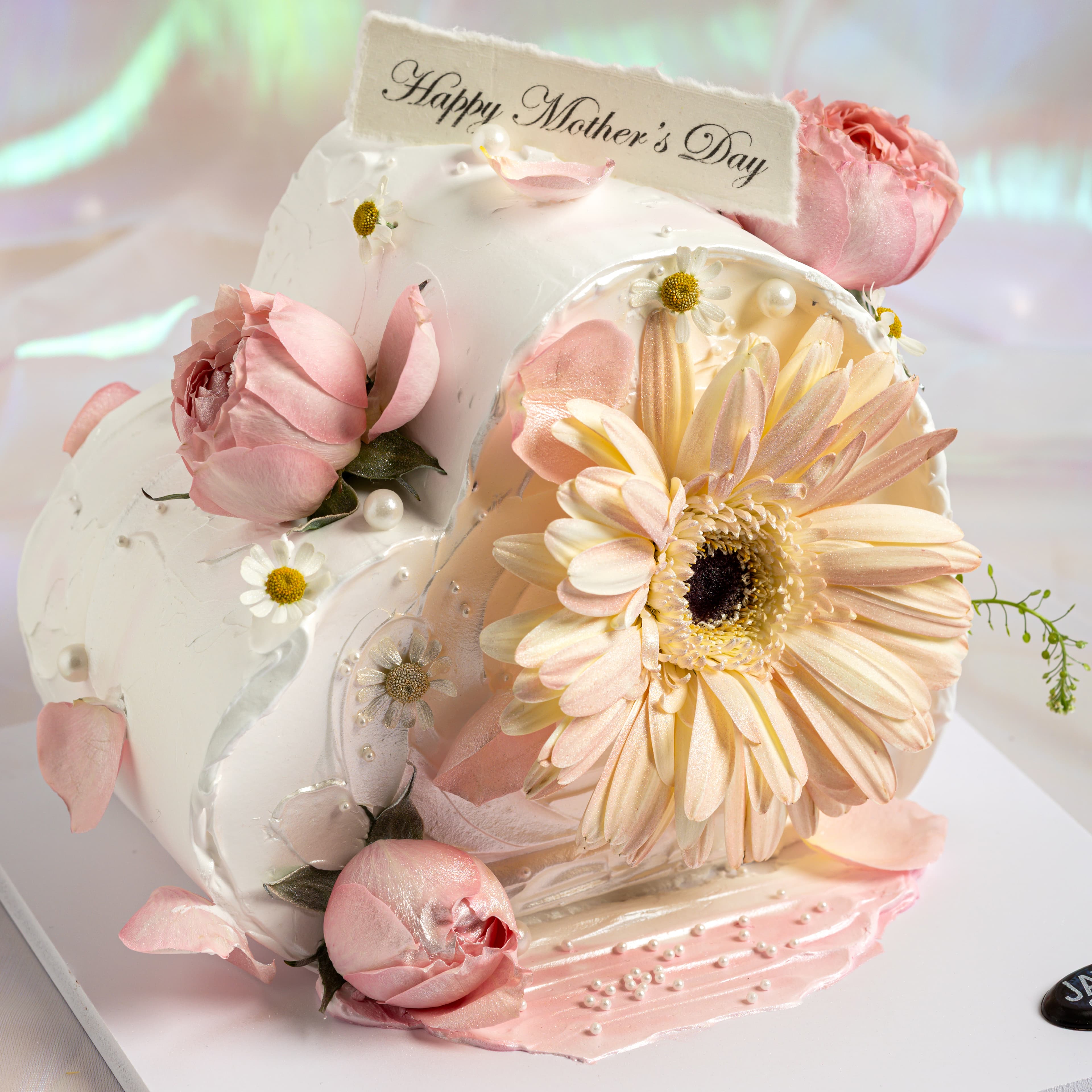 Mother’s Bloom Cake