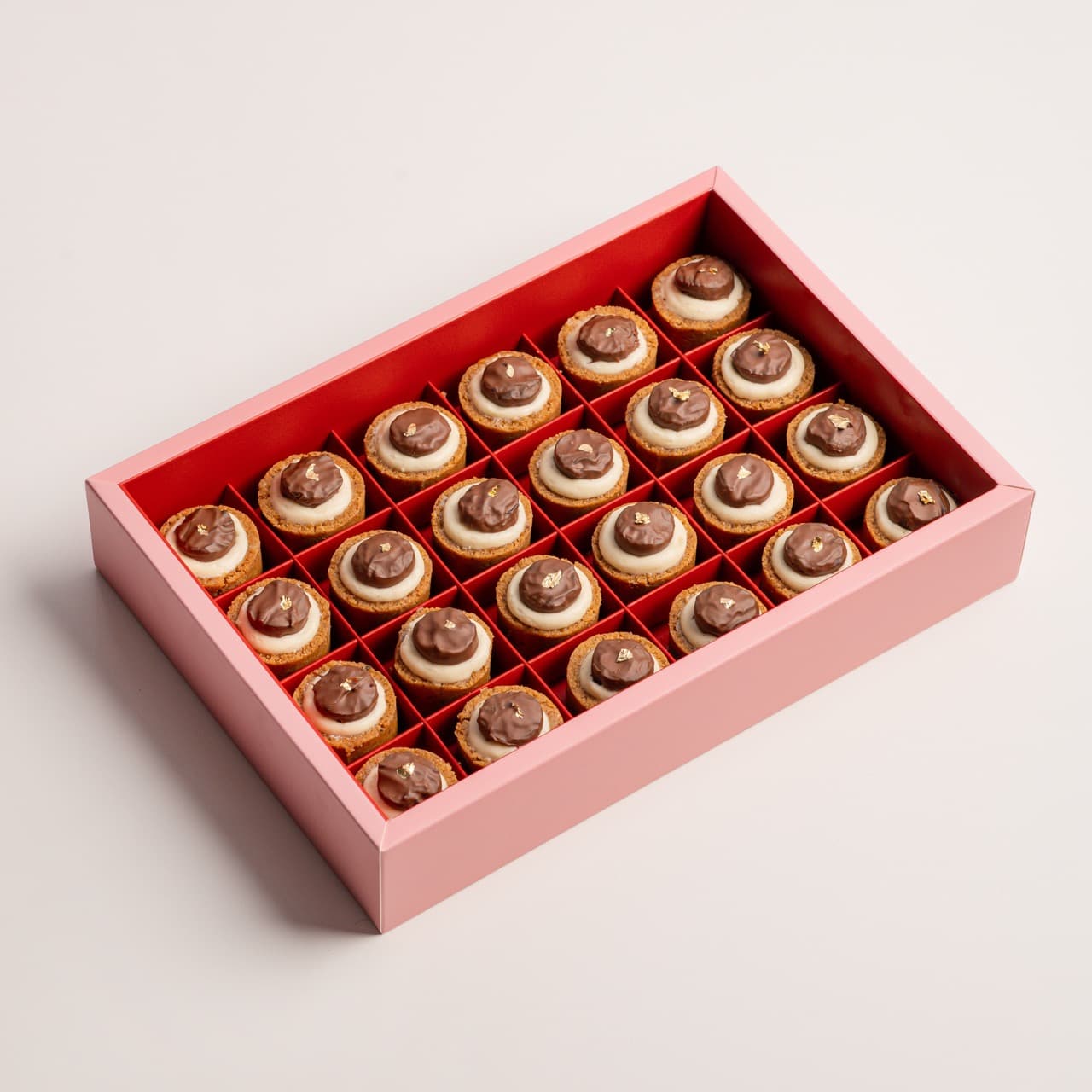 Mini Dates Cheesecake Box - 24 pcs