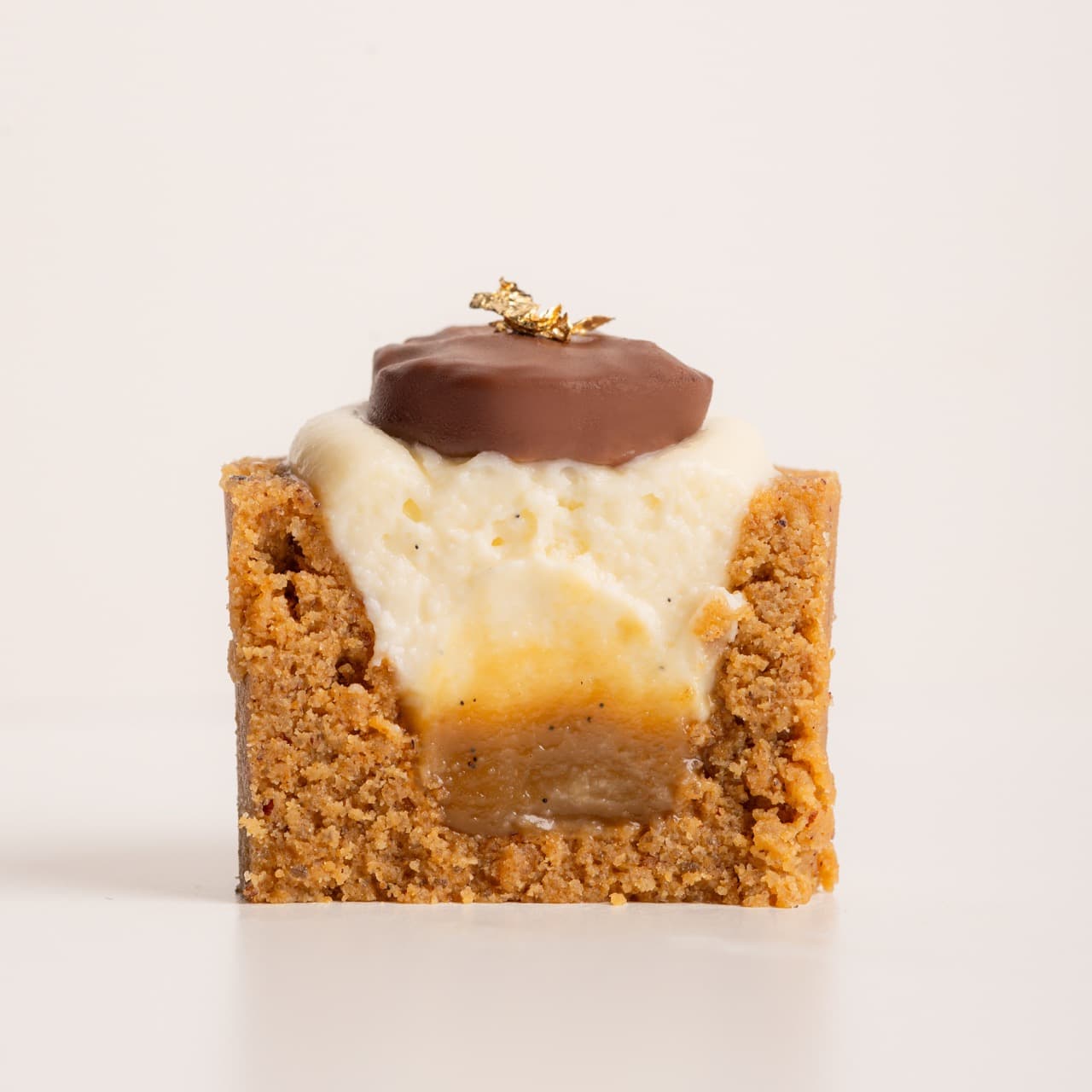 Mini Dates Cheesecake Box - 24 pcs
