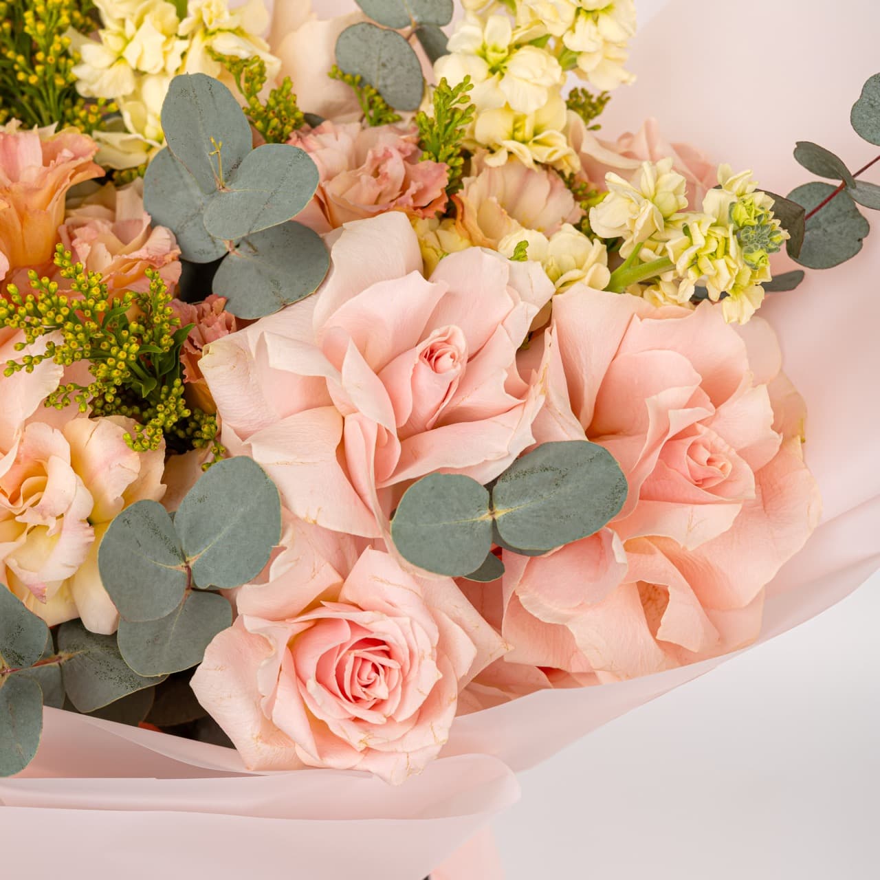 Soft Petals Flowers Bouquet
